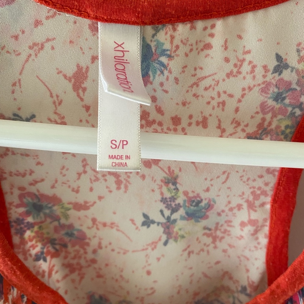 Multicolored women’s top